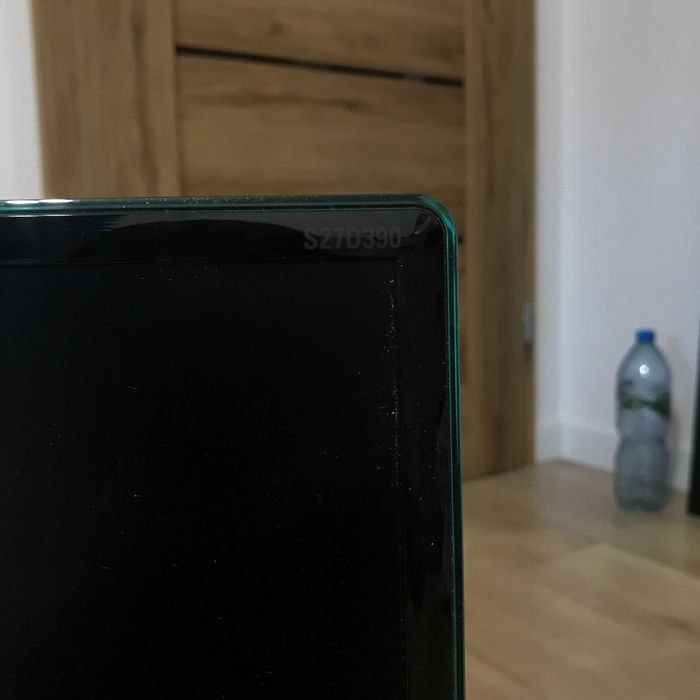 Samsung S27D390!