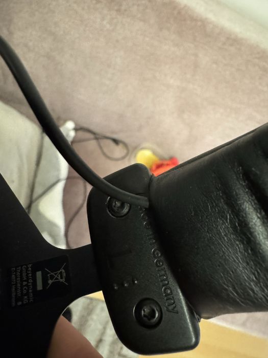 Sluchawki Beyerdynamic DT 990 Pro 250 Ohm – stan bardzo dobry