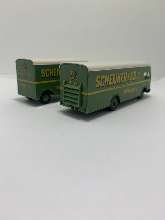 Bussing “Schenker” da Brekina escala 1/87