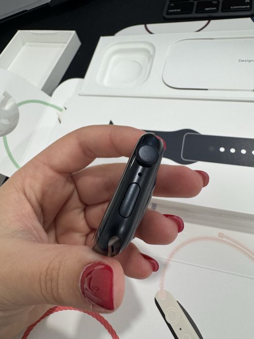 Apple Watch SE Gen 2 44mm GPS