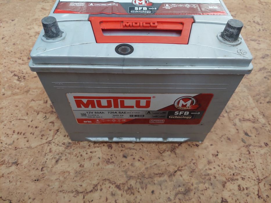 Аккомулятор для автомобиля