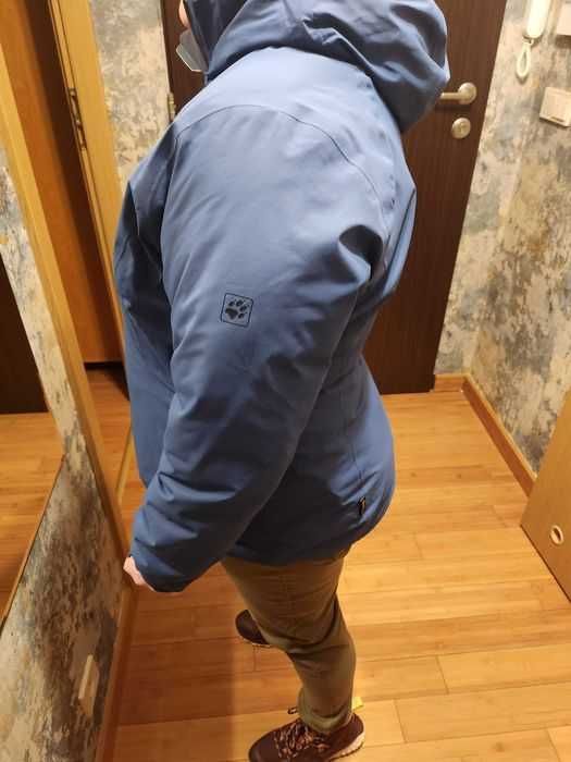 Sprzedam używana kurtke Jack Wolfskin