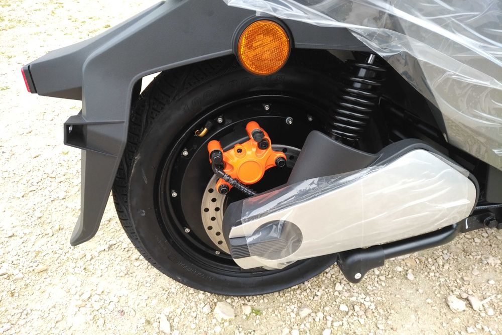 Luyuan S90 Pro Max 72V45Ah | 5200W | 150Km | 80Km/h | C/ Matrícula