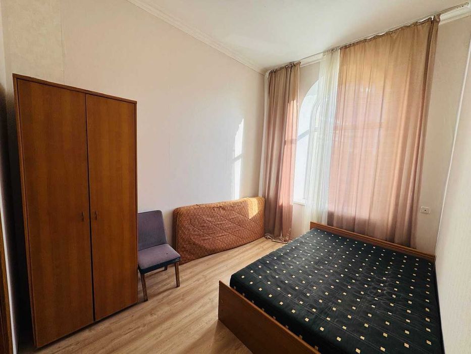 Продам квартиру з каміном вул Басейна 15 Центр Бесарабка Хрещатик