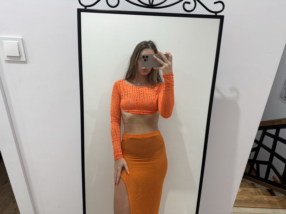 Spódnica rozkloszowana Bershka