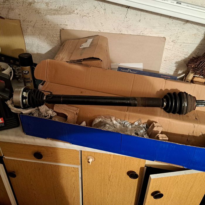 Półoś prawa VW Touran 1.9 TDI