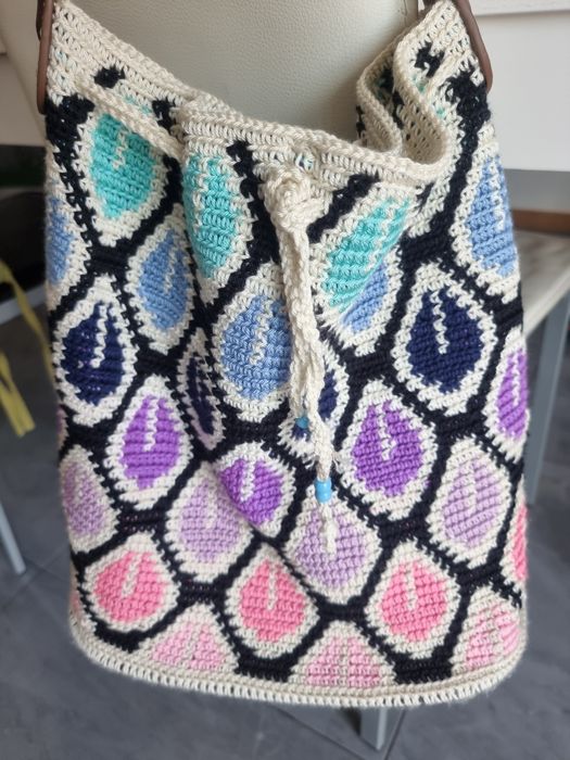 Mala wayuu em fio de acrílico feita à mão