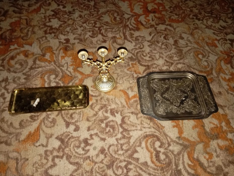 Продам подсвечник и поднос