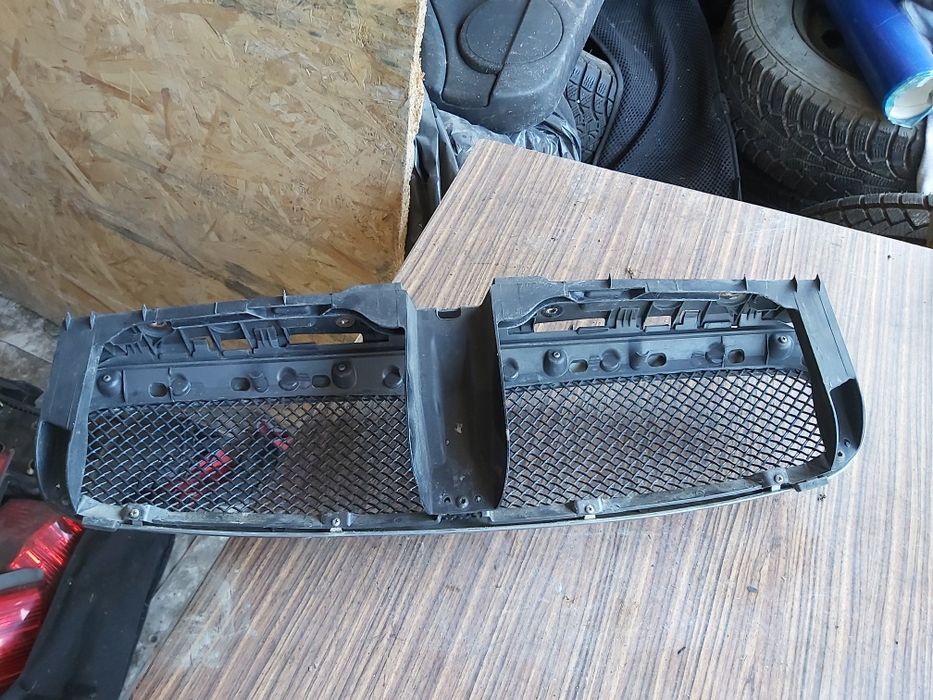 Atrapa Grill Jaguar X-Type