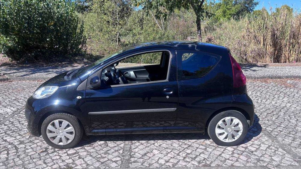 Peugeot 107, 1.0 de 2 portas