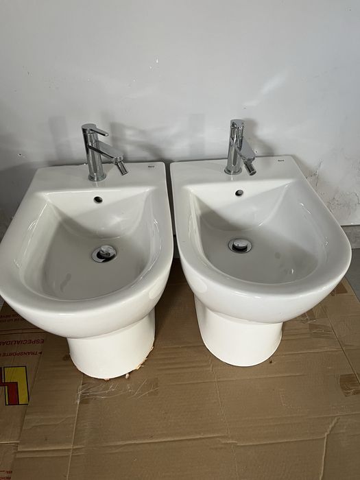 BIDÉ em porcelana vitrificada ROCA