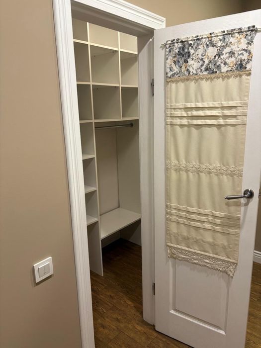 Терміновий  продаж  двухкімнатної в новобудові  в Київському районі