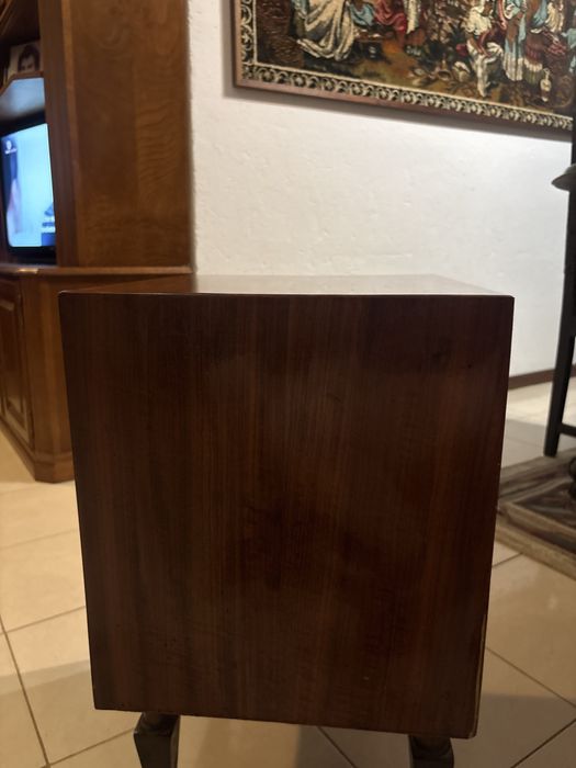 Mesa de cabeceira