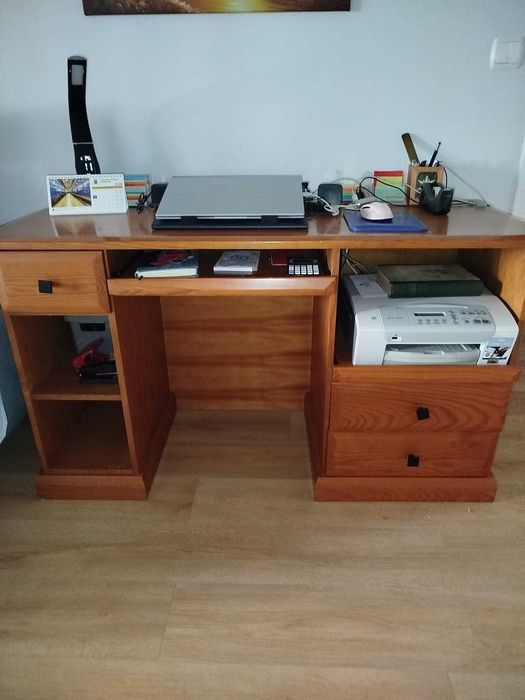 Secretaria em pinho mel