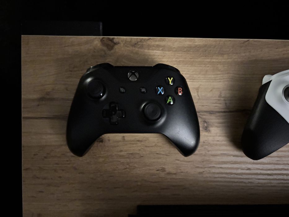 Xbox One X 1TB Gold Rush Special Edition