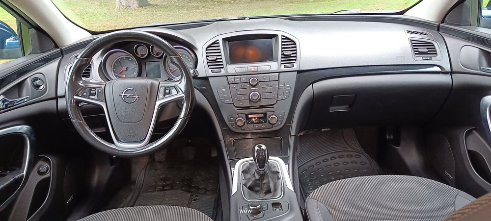 Sprzedam Opel Insignia A Combi 1.8 benzyna