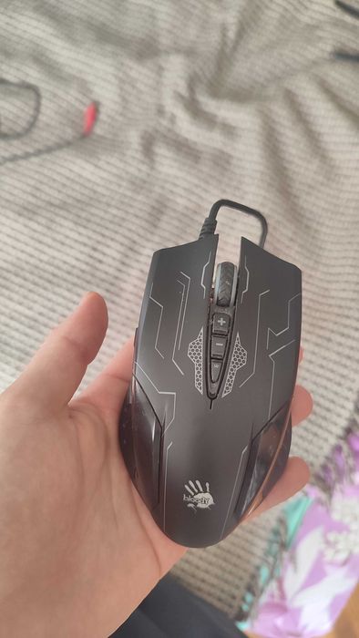 Ігрова мишка A4Tech Bloody Q50 Battlefield Оригінал Геймерська мишь бв з підсвіткою у чудовому стані ДЕШЕВО