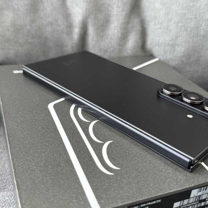 Samsung Fold 7 12/256 Официал на гарантии