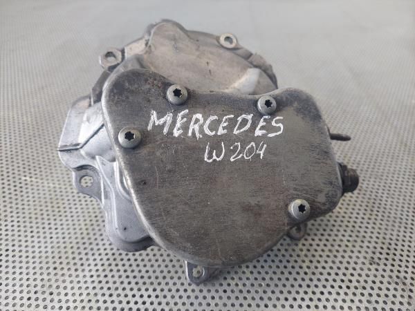 Depressor dos travões / bomba de vácuo MERCEDES-BENZ Classe C (W204)