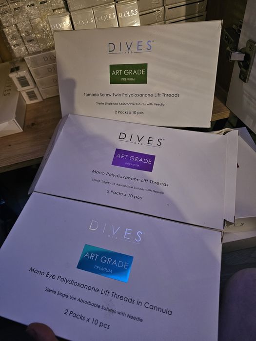 Dives nici do twarzy