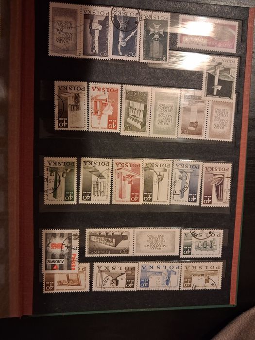 Klaser ze znaczkami z PRL, ok200szt