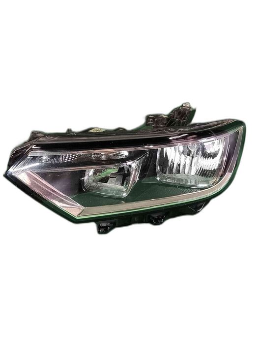 Ótica / Farol Esquerdo 3G1941005C - VW PASSAT B8