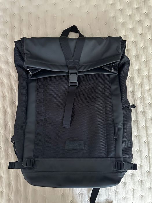 Mochila preta - EASTPAK