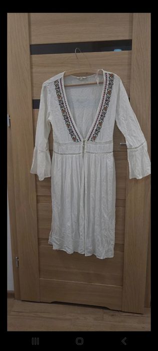 Tunika narzuta s 36 zwiewna haftowana sukienka biala