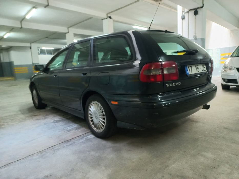 Volvo v40 1.6 de 1997 com 190.000 km's