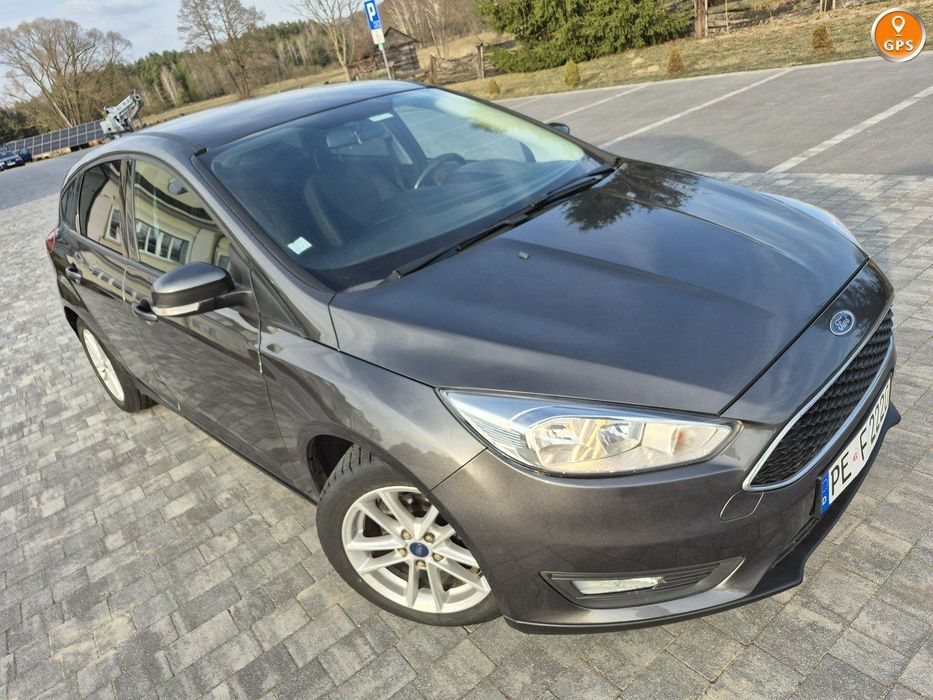 Ford Focus 1.5tdci navi bezwypadkowy alufegi pdc