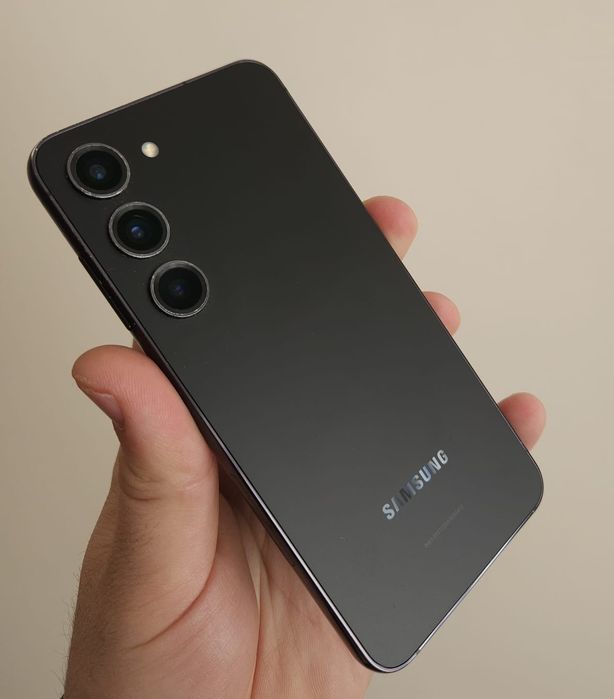 Samsung s23/без вигорань/гарний стан
