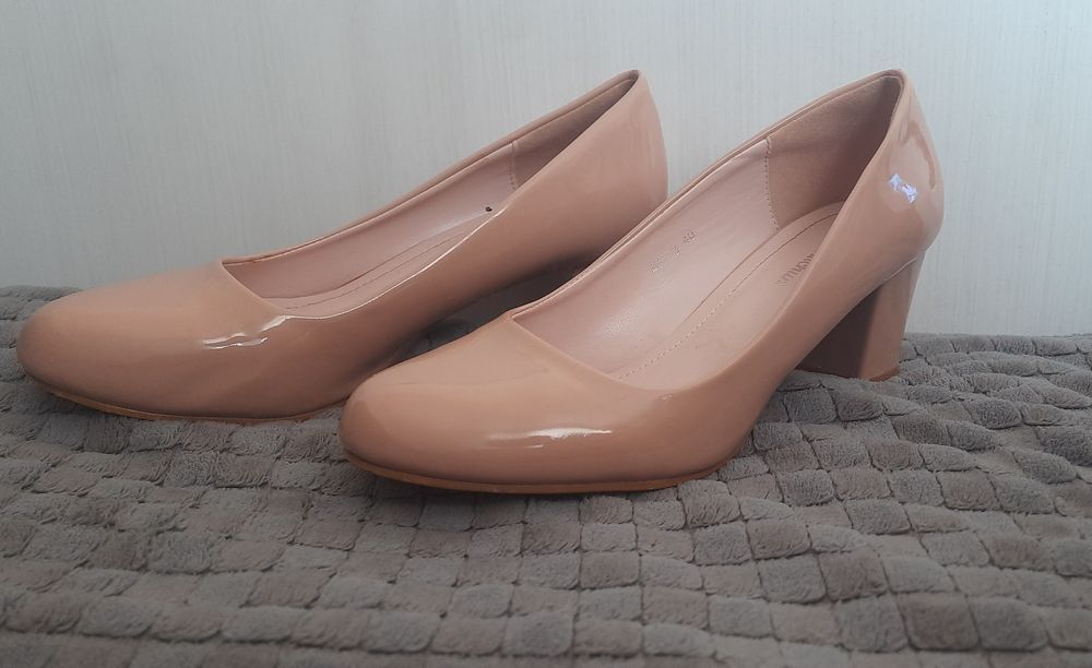 Продам туфлі 40 р.