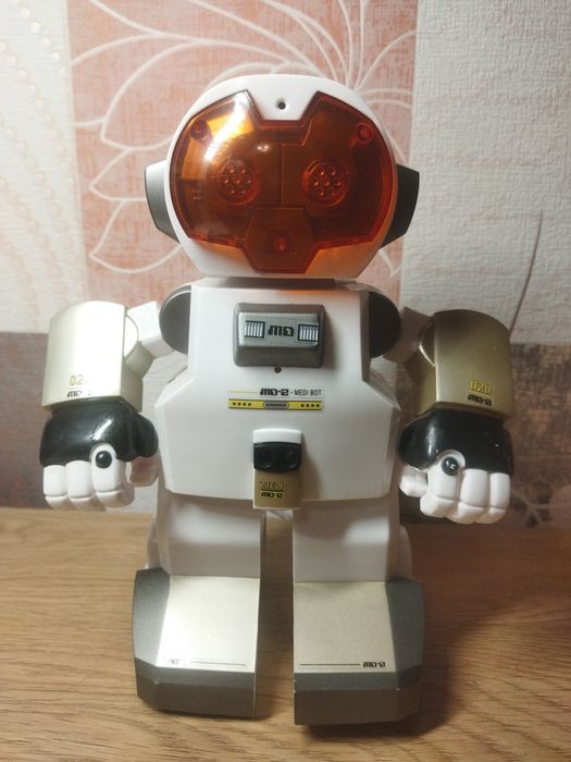 Робот-MD-2 Medi Bot
Эхо-бoт