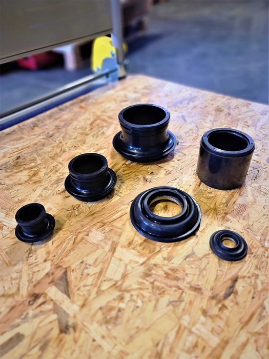 Przeguby Sworznie Manszety części zamienne/serwisowe pompa śrubowa