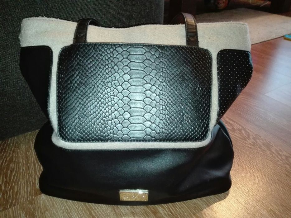 Torebka czarna Monnari