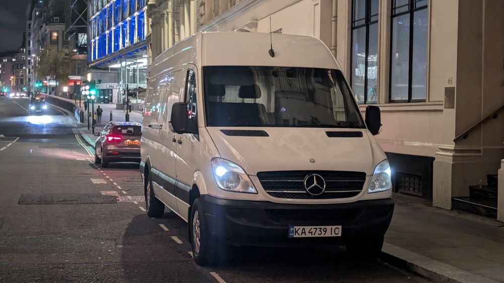 M. B. Sprinter L3H2 Long 2011р .319cdi 3.0-V6 Automatic