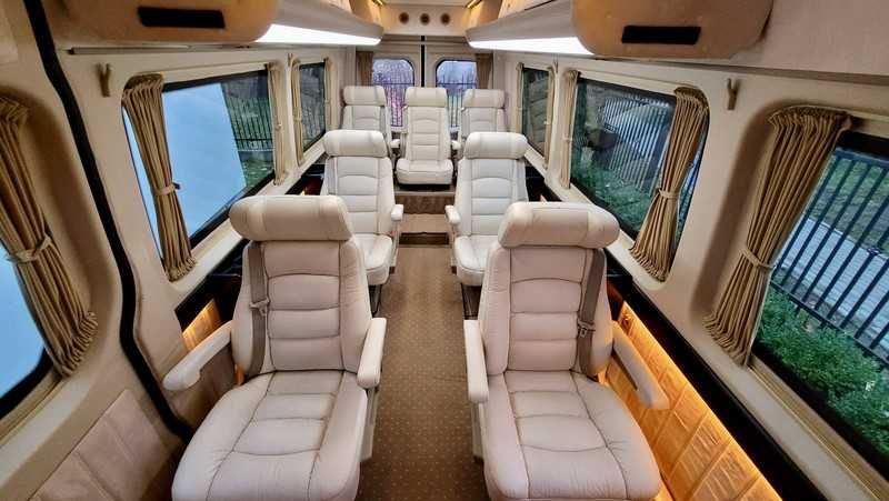 Transport osób oraz rzeczy. VIP Busy! Usługi cała Polska i Europa!