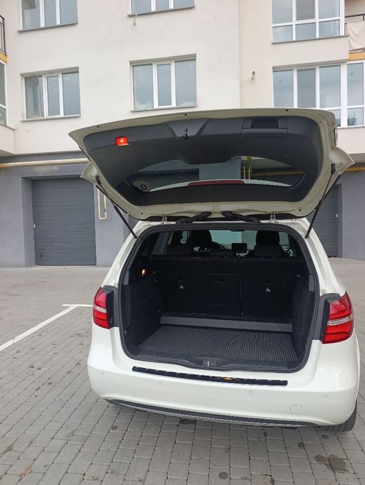 Мерседес B 250  електро