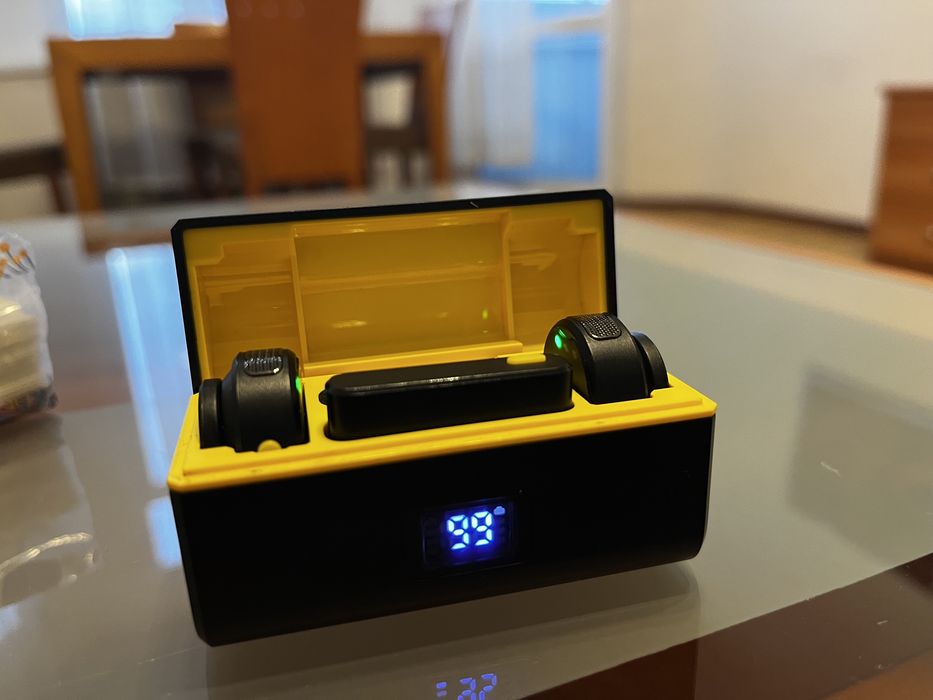 Петличні мікрофони