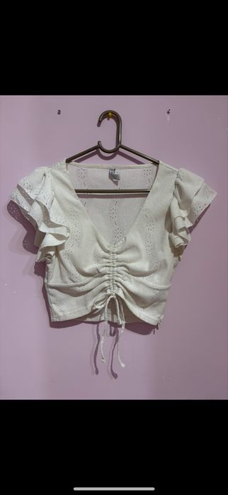 Bluzka biala elegancka roz. S