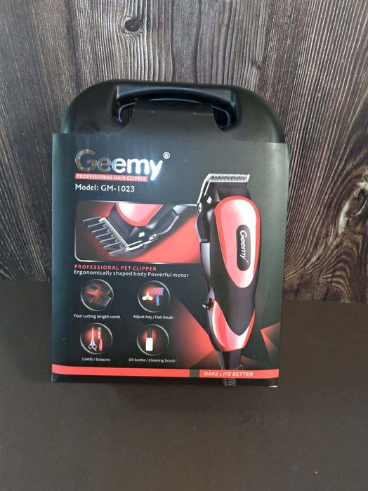 Крута машинка для стрижки кішок та собак Gemei GM-1023 в кейсі