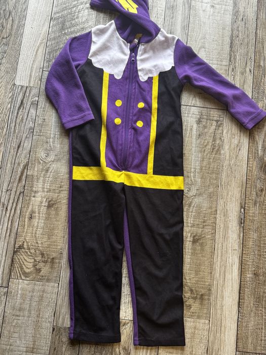 Костюм на свято