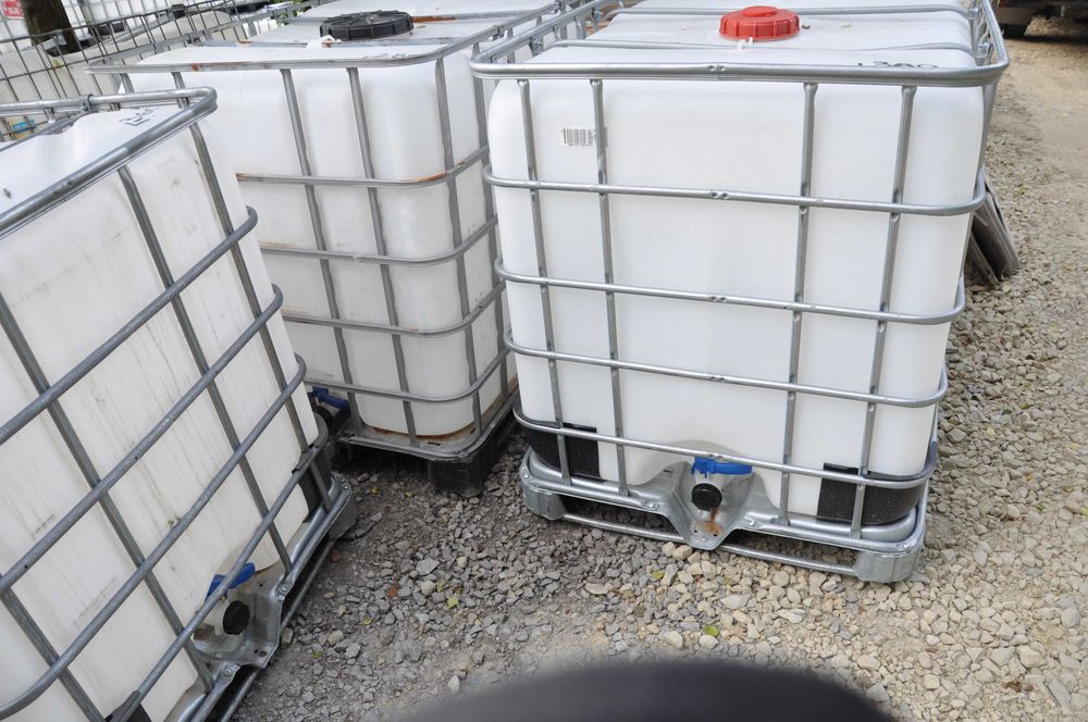 1000l Pojemnik na wodę zbiornik mauzer mauser jak Nowy 2025