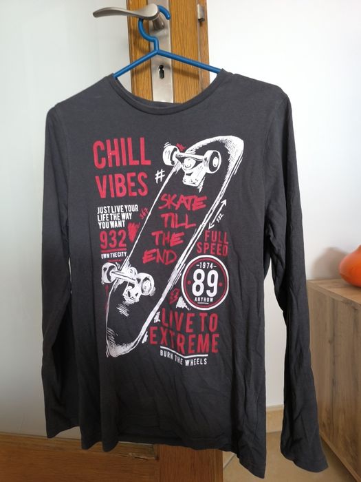 Diversas Camisolas rapaz 3 euros cada. Idade entre 12 a 14 anos