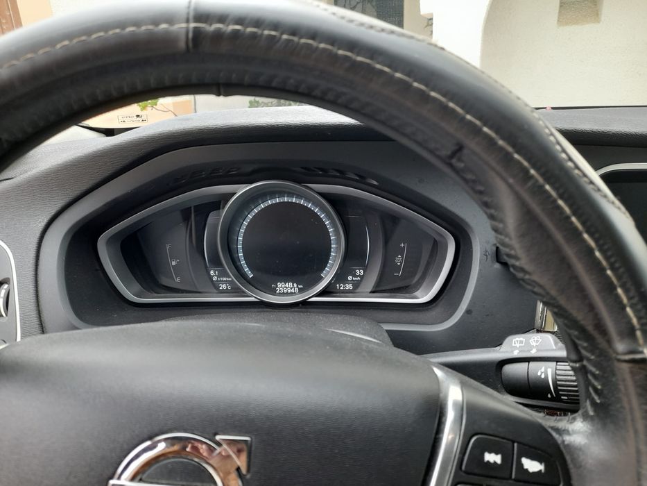 Volvo V40 Cross Country D2