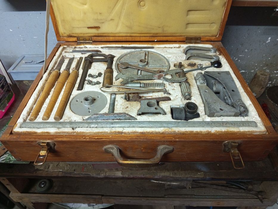 Conjunto de ferramentas antigas carpintaria