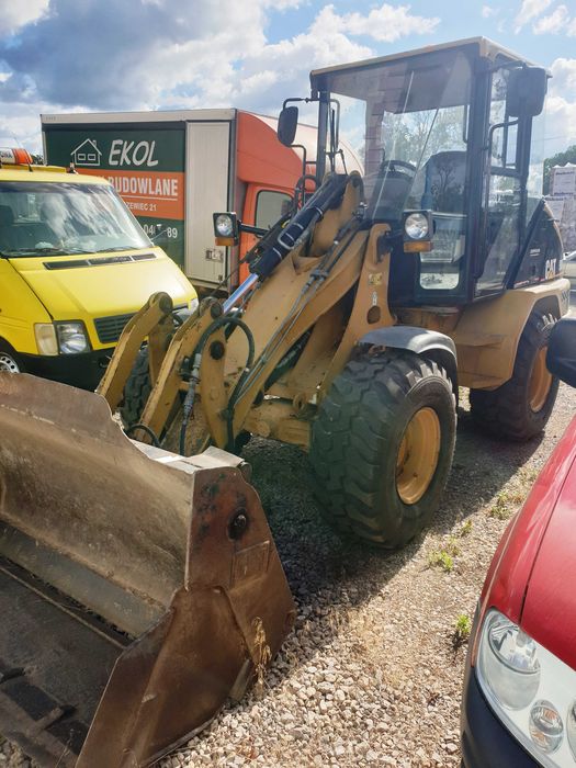 Wynajem Ładowarki kołowej CAT 906  / 450 netto + vat  - 553,50