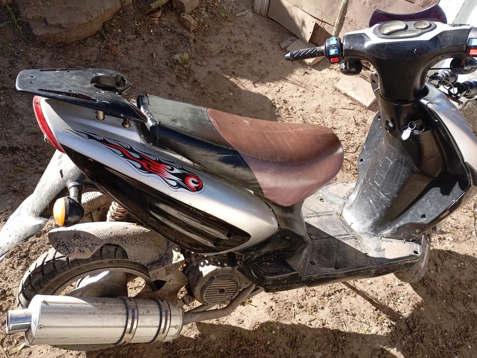 Продам скутер дефіант велон 125 кубів