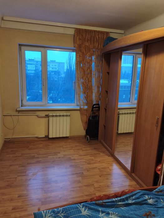 Продам 3 кімнатну квартиру пр-т Голосіївський