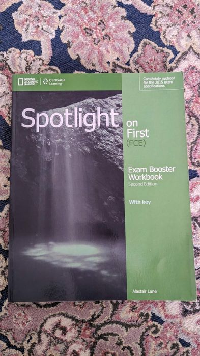 Livro Spotlight on First - student's book and workbook